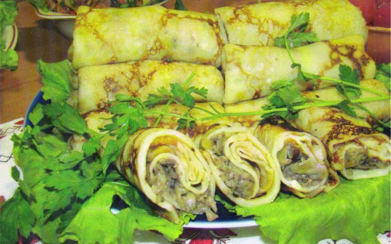 Млинці з грибами