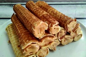 трубочки з кремом