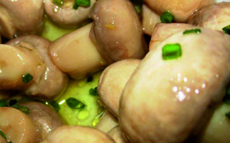 Мариновані печериці експрес