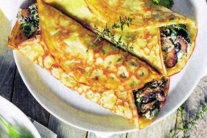 Млинці з сиром і опеньками