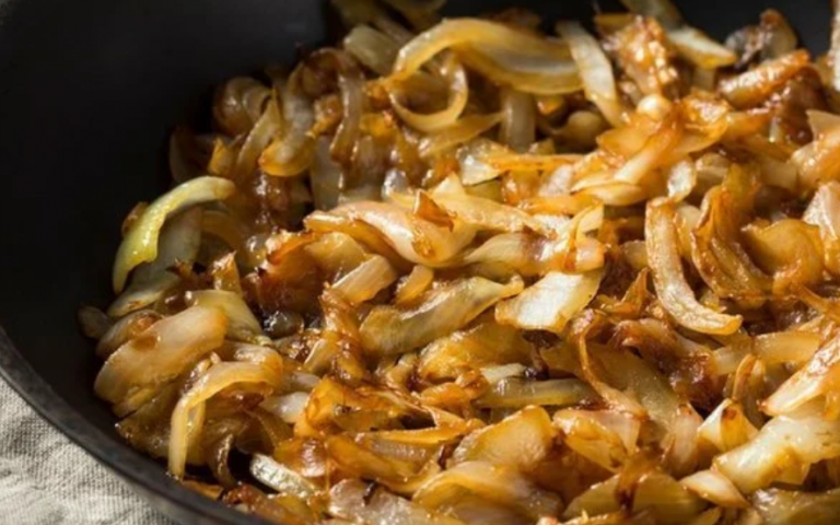 карамелізована цибуля